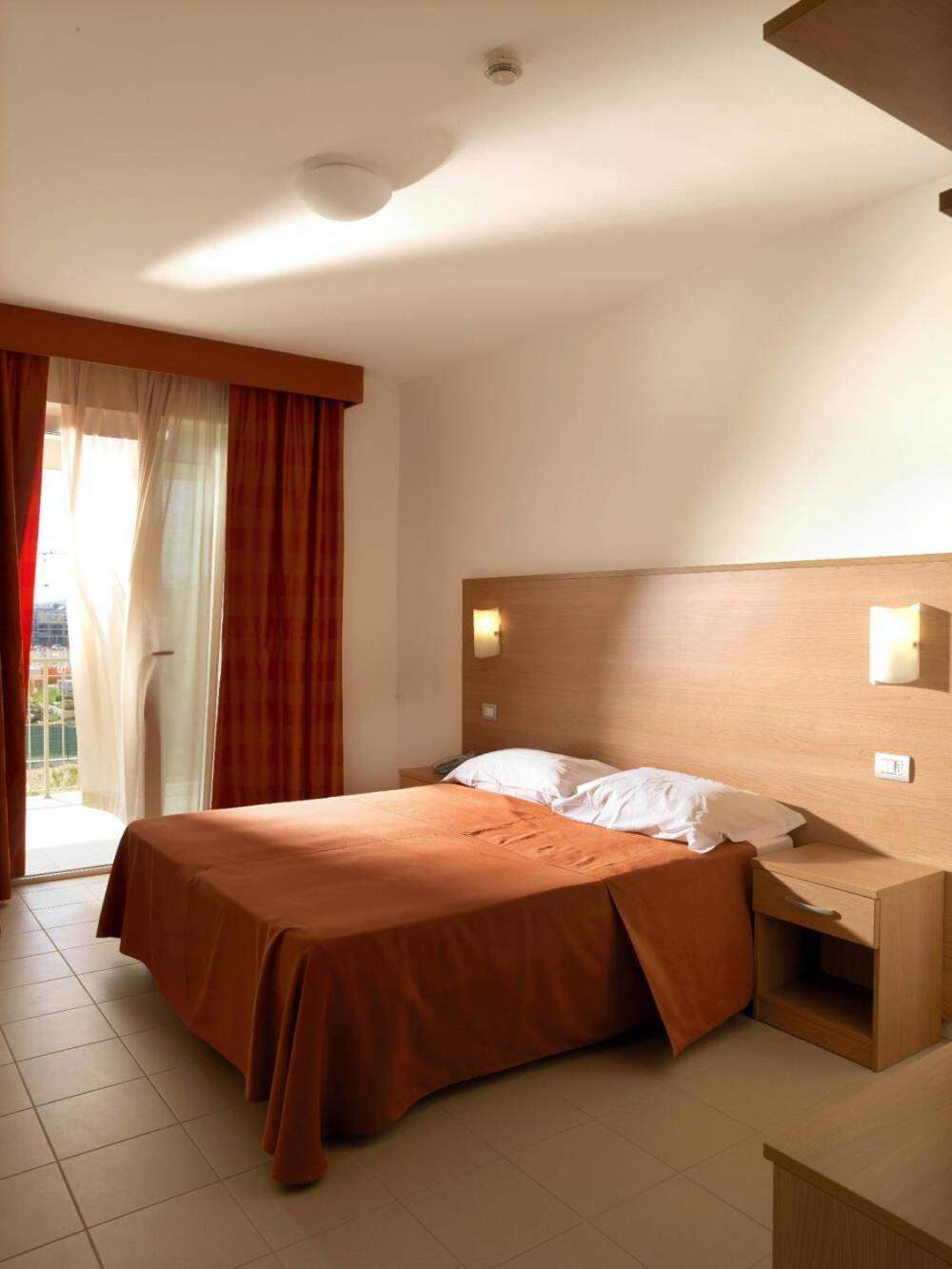 Casa Del Mar Lejlighedshotel Roseto Degli Abruzzi Eksteriør billede