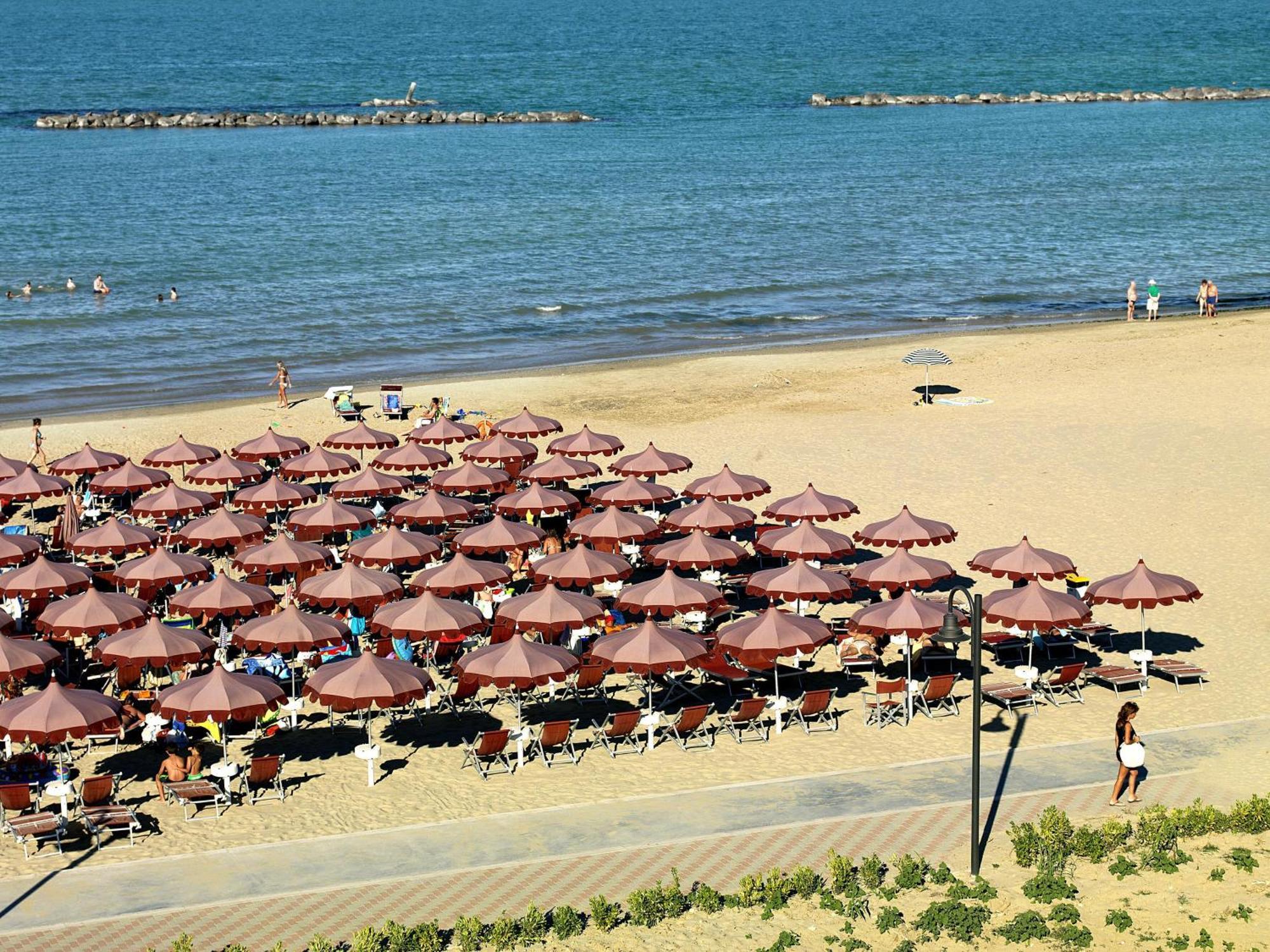 Casa Del Mar Lejlighedshotel Roseto Degli Abruzzi Eksteriør billede